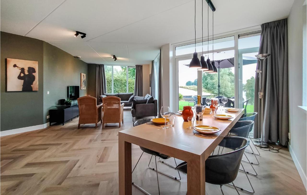Beautiful Home In Vlagtwedde With House Sea View Exteriér fotografie